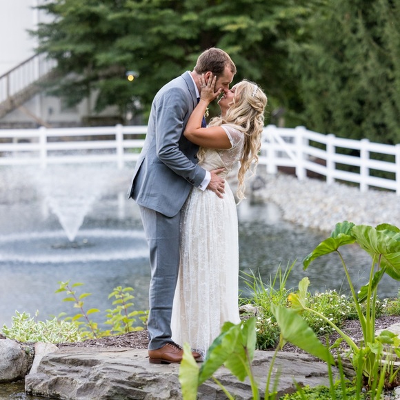 Meet your Posher, Kristin - Picture 2 of 8